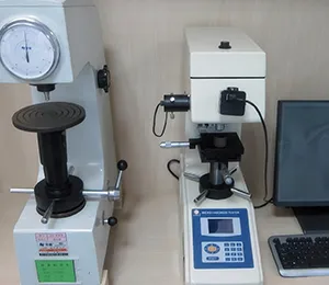 Durometro Rockwell & Vickers