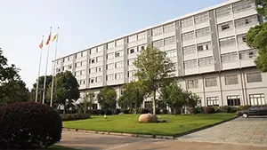 Base di ricerca e sviluppo e produzione di apparecchiature laser di fascia alta